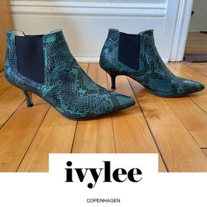 Ivylee Emerald Green Snakeskin Heeled Ankle Boot, Size EU 38